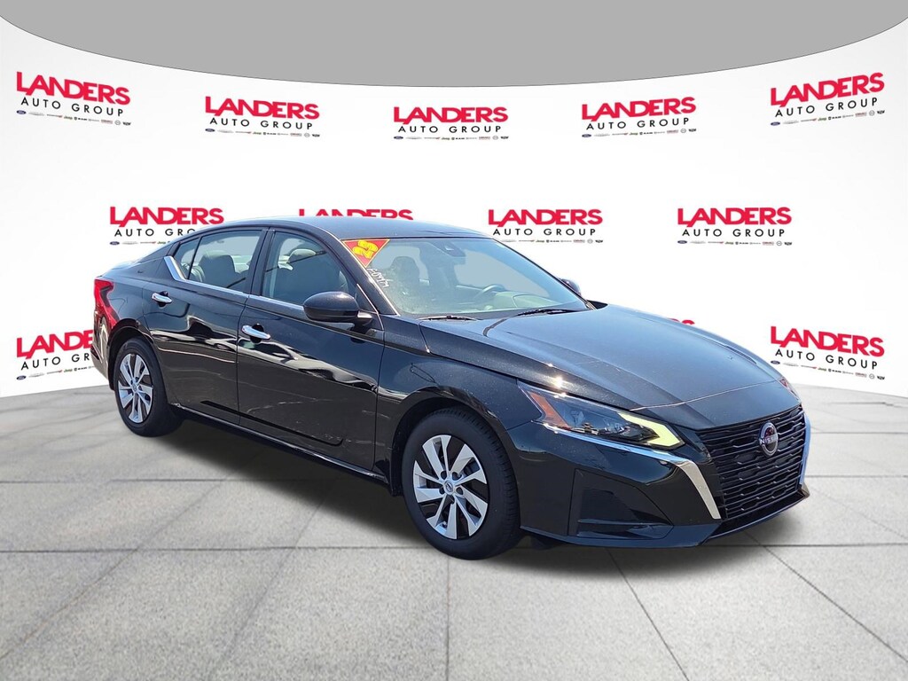 Used 2023 Nissan Altima 2.5 S Sedan