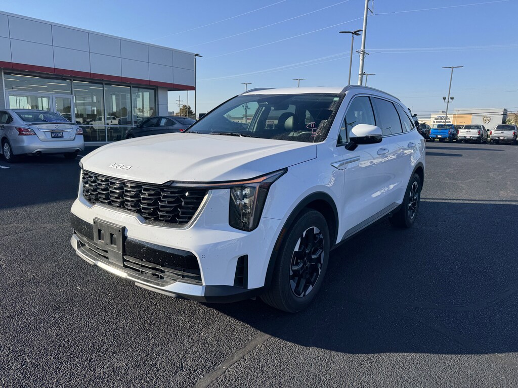 Used 2024 Kia Sorento S S FWD