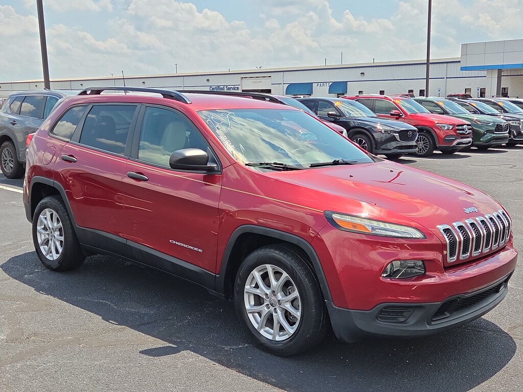 Used 2016 Jeep Cherokee Sport FWD Sport