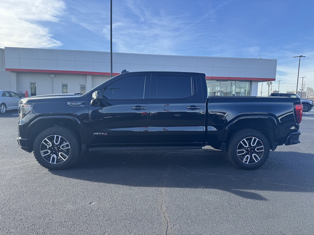 Used 2022 GMC Sierra 1500 AT4 4WD Crew Cab 147 AT4