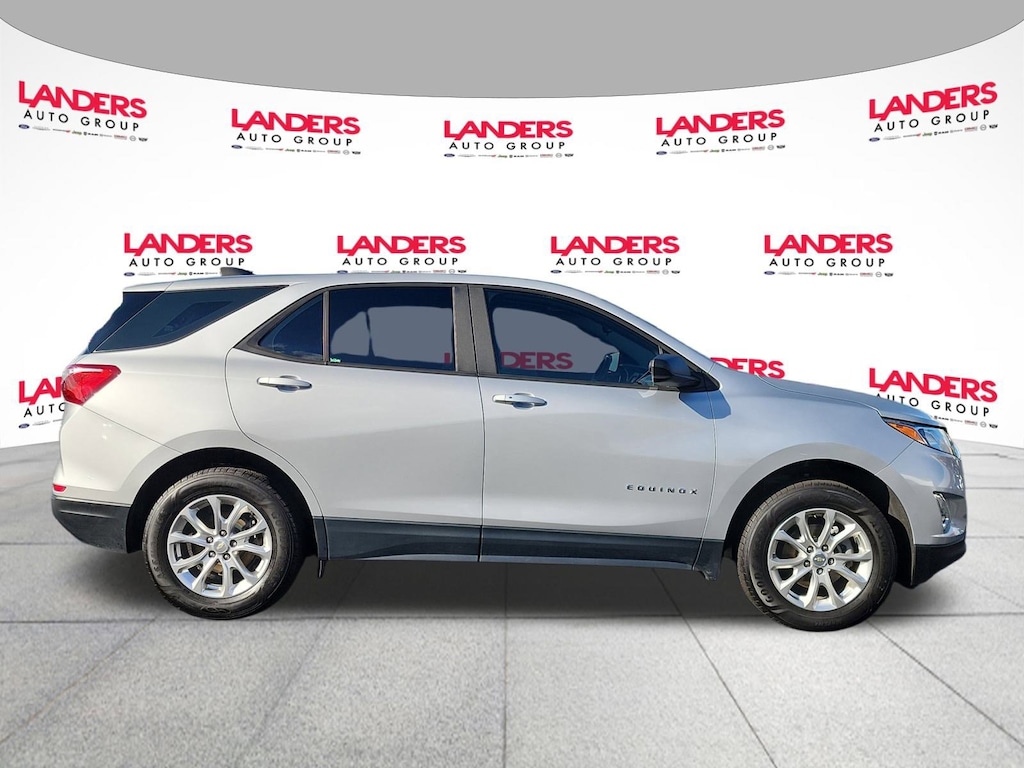 Used 2020 Chevrolet Equinox LS AWD  LS w/1LS