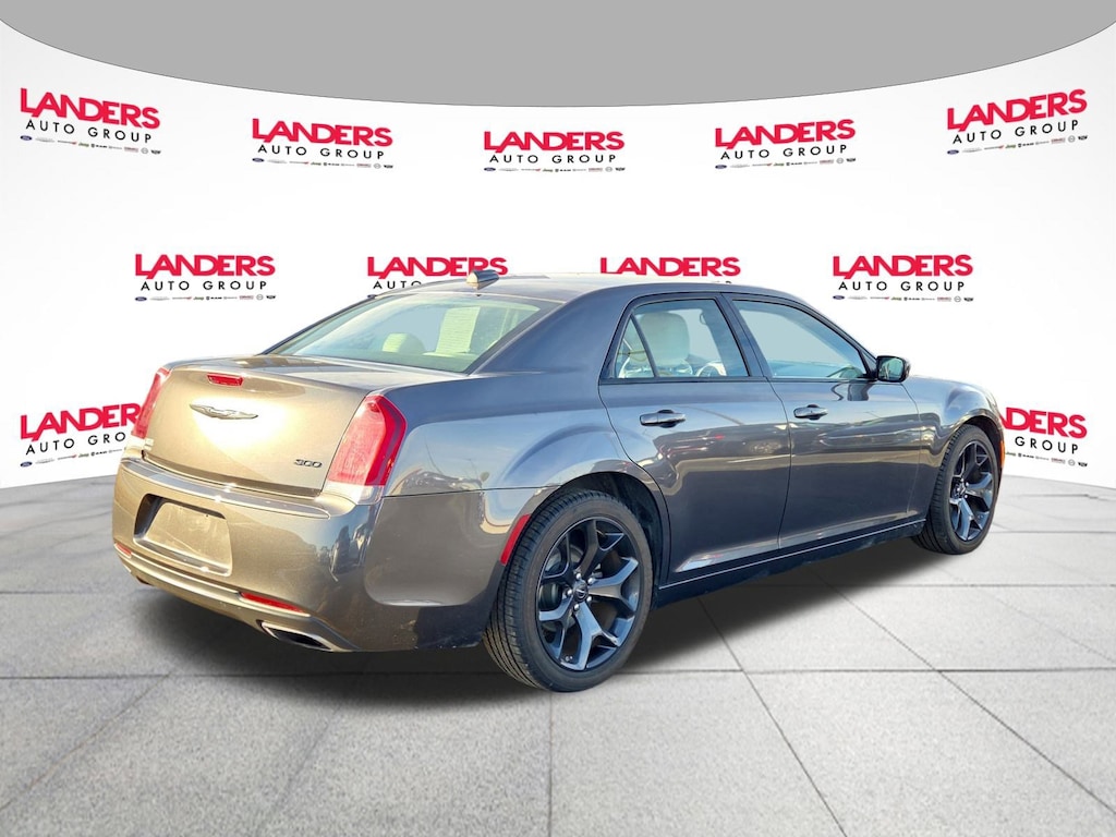 Used 2023 Chrysler 300 Touring Touring RWD