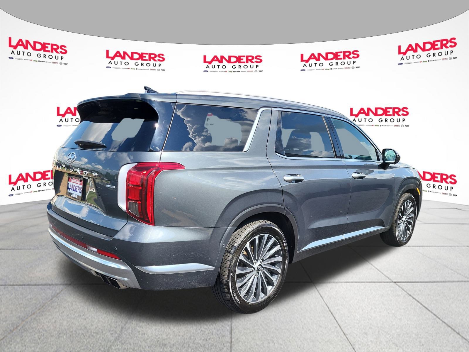 2023 Hyundai Palisade Calligraphy photo 3