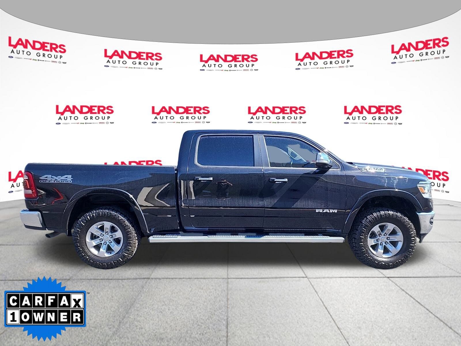 2022 Ram 1500 Laramie photo 2
