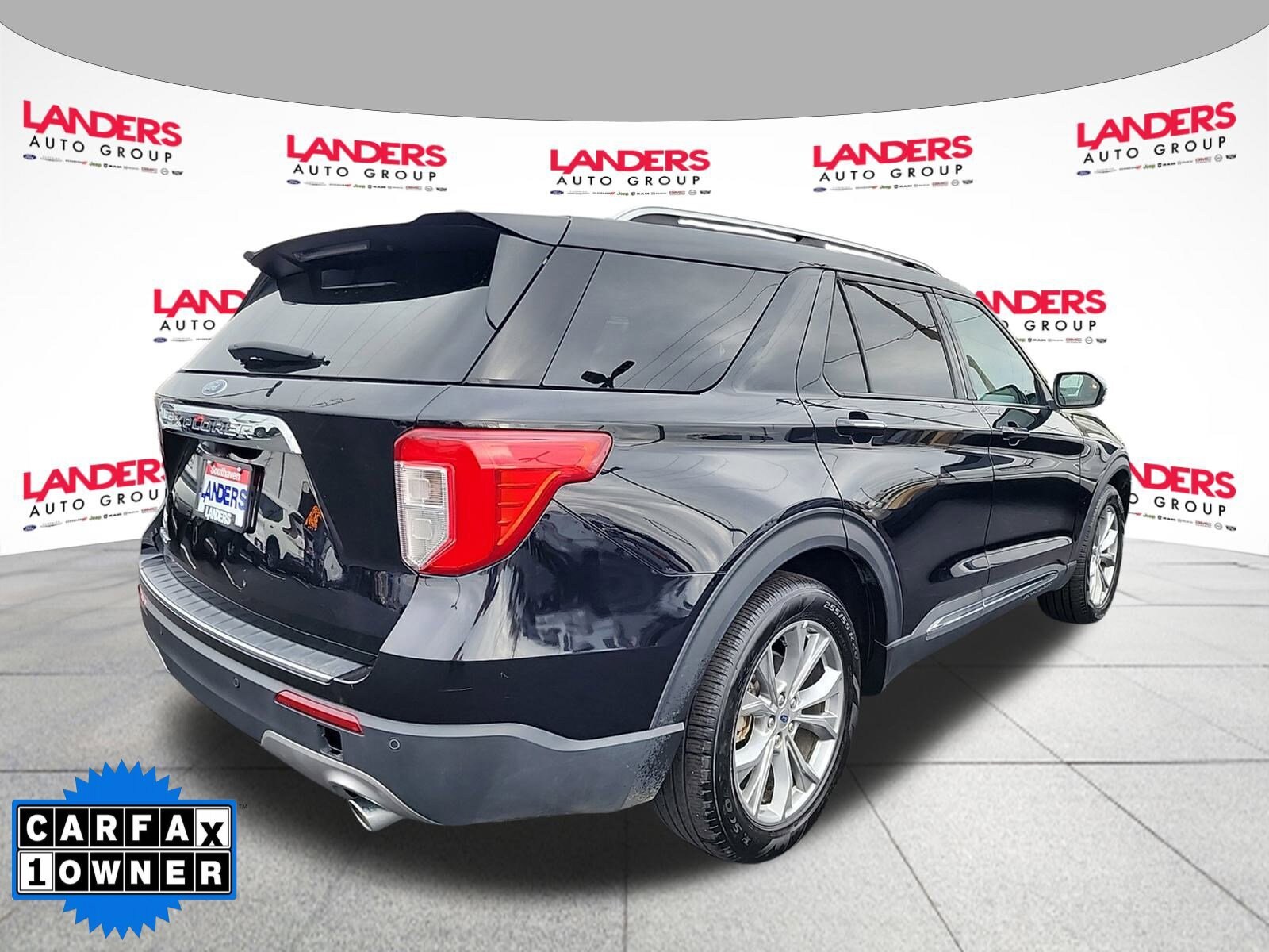 2023 Ford Explorer Limited photo 3