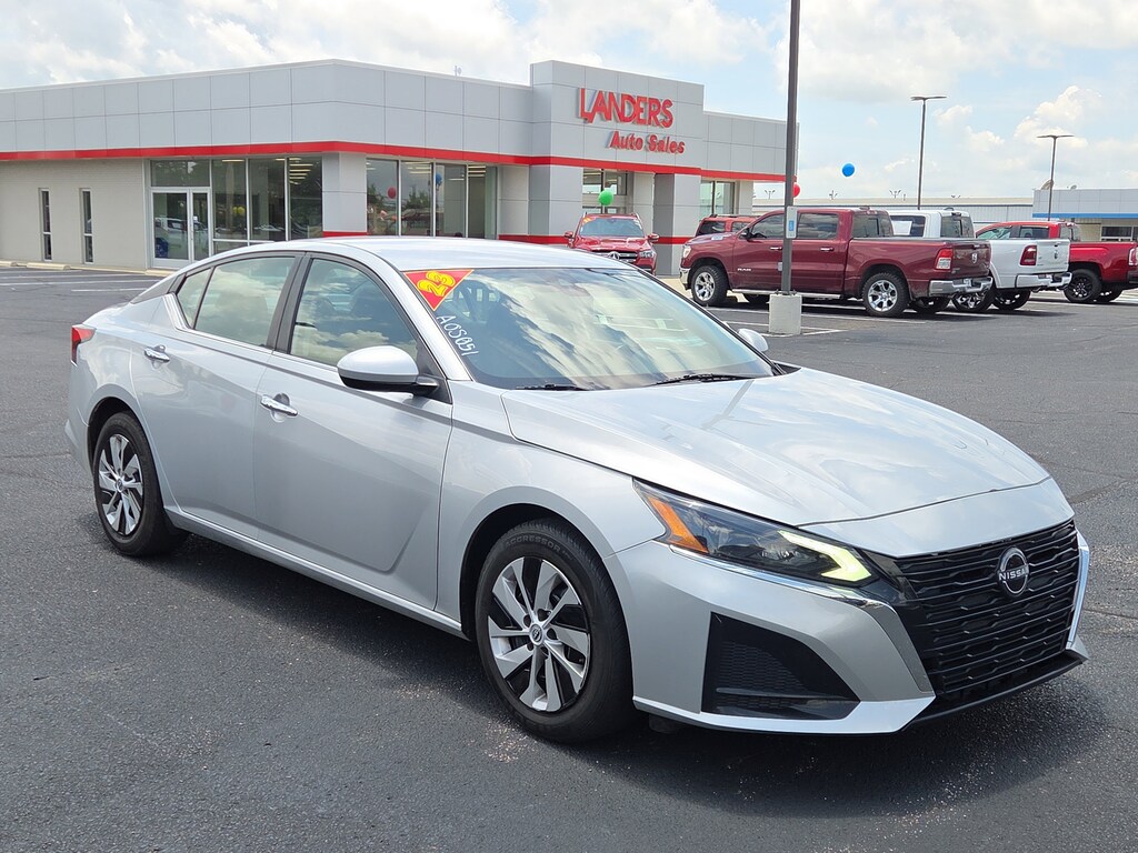 Used 2023 Nissan Altima 2.5 S Sedan