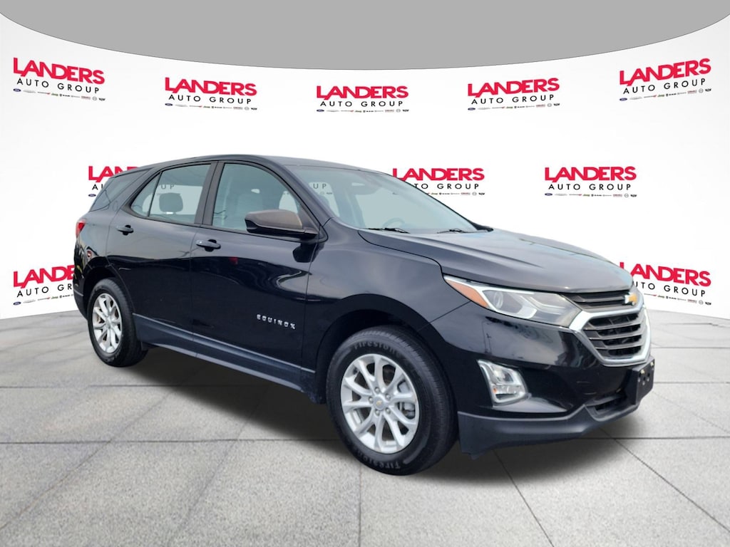 Used 2020 Chevrolet Equinox LS AWD  LS w/1FL