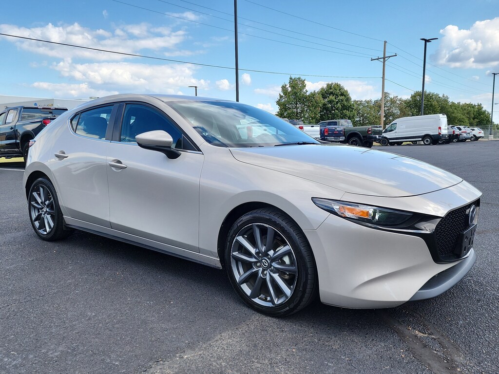 Used 2023 Mazda Mazda3 Hatchback 2.5 S Preferred 2.5 S Preferred Auto FWD