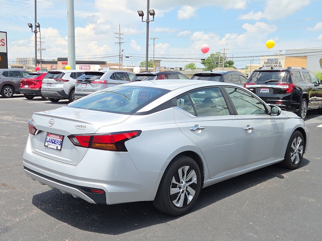 Used 2023 Nissan Altima 2.5 S Sedan