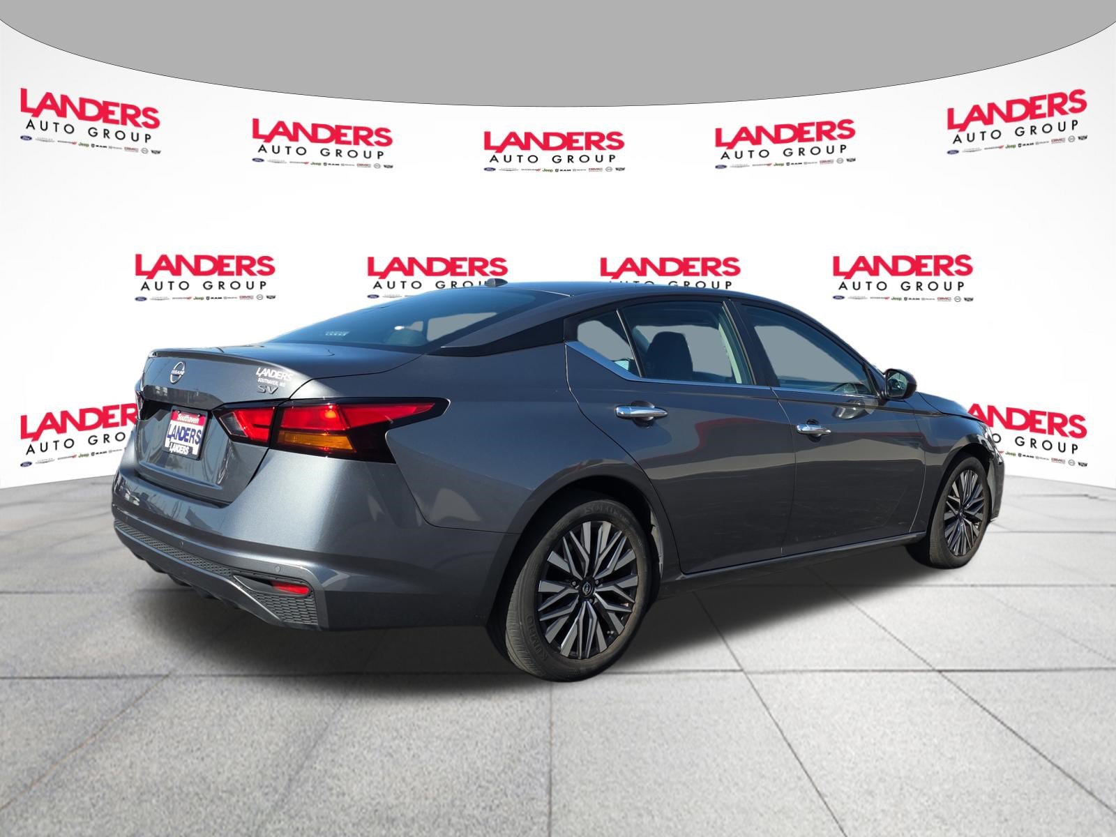 Used 2024 Nissan Altima 2.5 SV Sedan