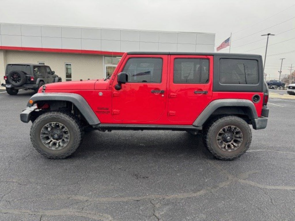Used 2016 Jeep Wrangler Unlimited Sport 4WD Sport