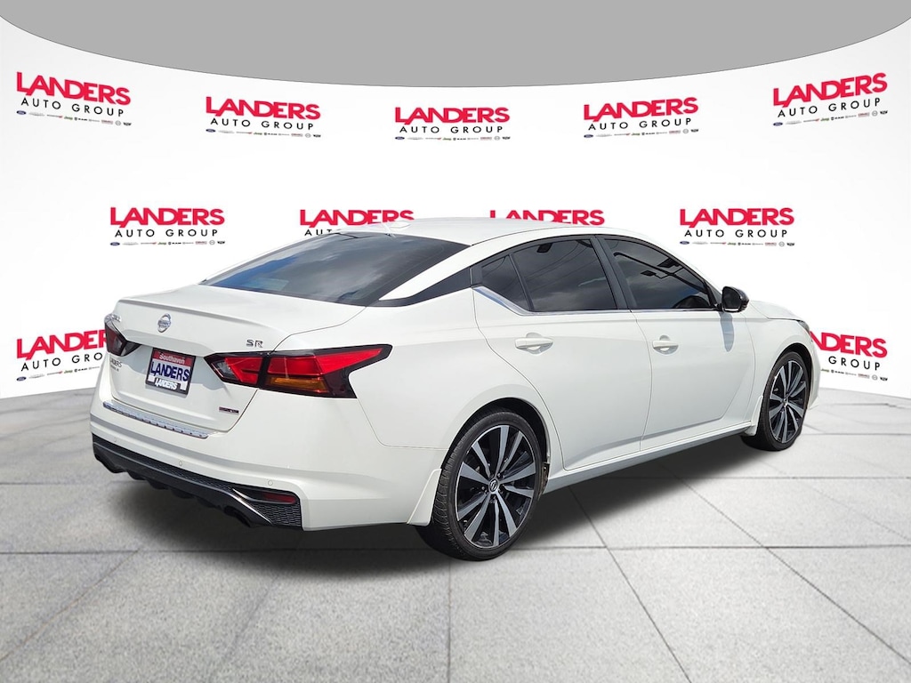 Used 2021 Nissan Altima 2.0 SR Sedan