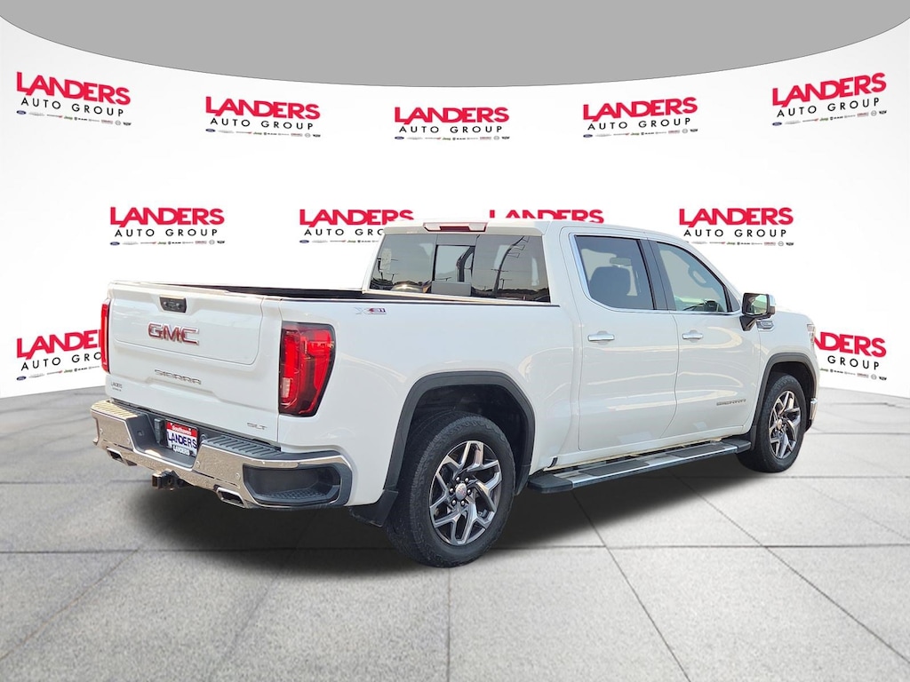 Used 2022 GMC Sierra 1500 SLT 4WD Crew Cab 147 SLT