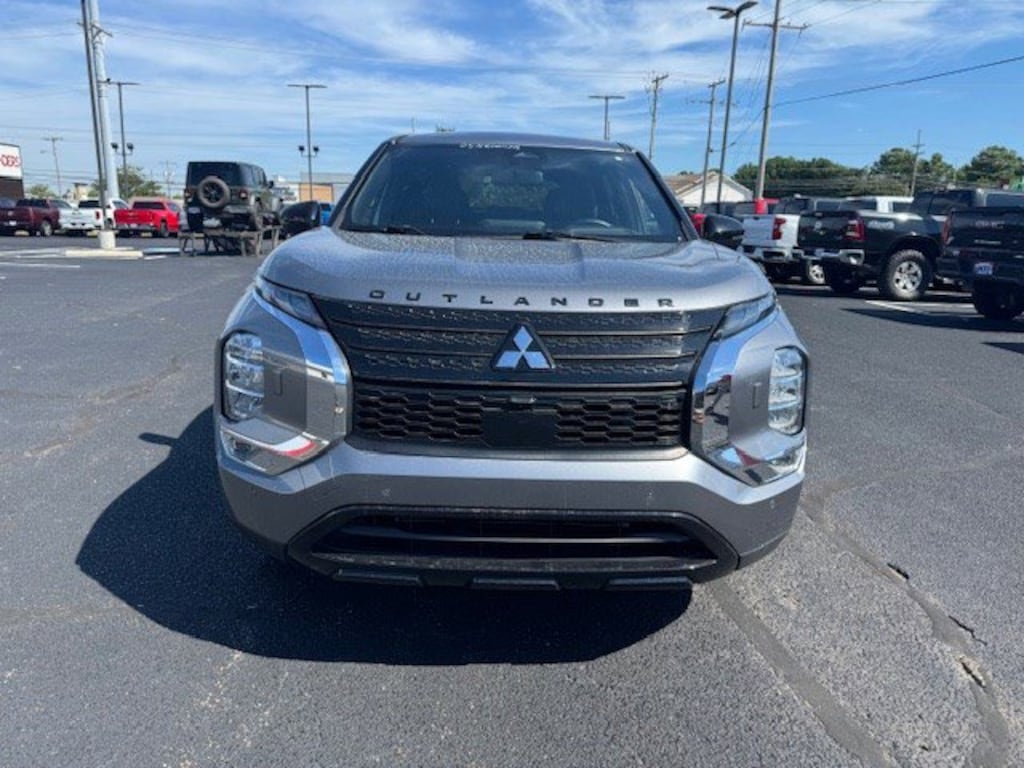 Used 2023 Mitsubishi Outlander SE Black Edition SE Black Edition S-AWC