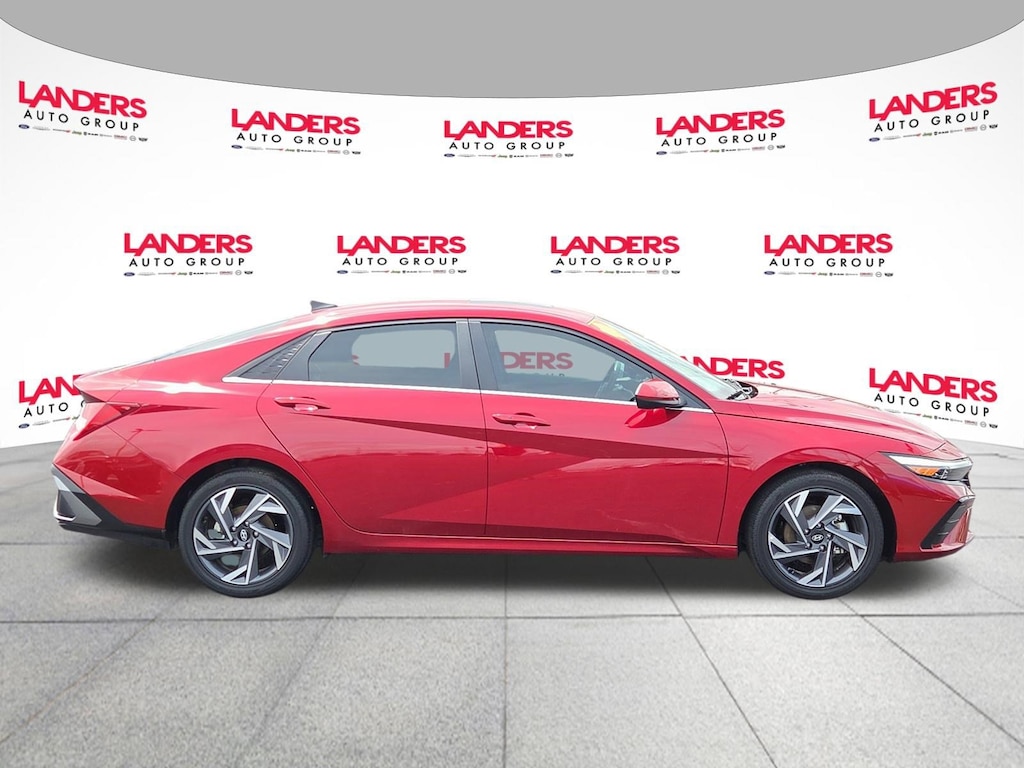 Used 2025 Hyundai Elantra SEL Convenience SEL Convenience IVT