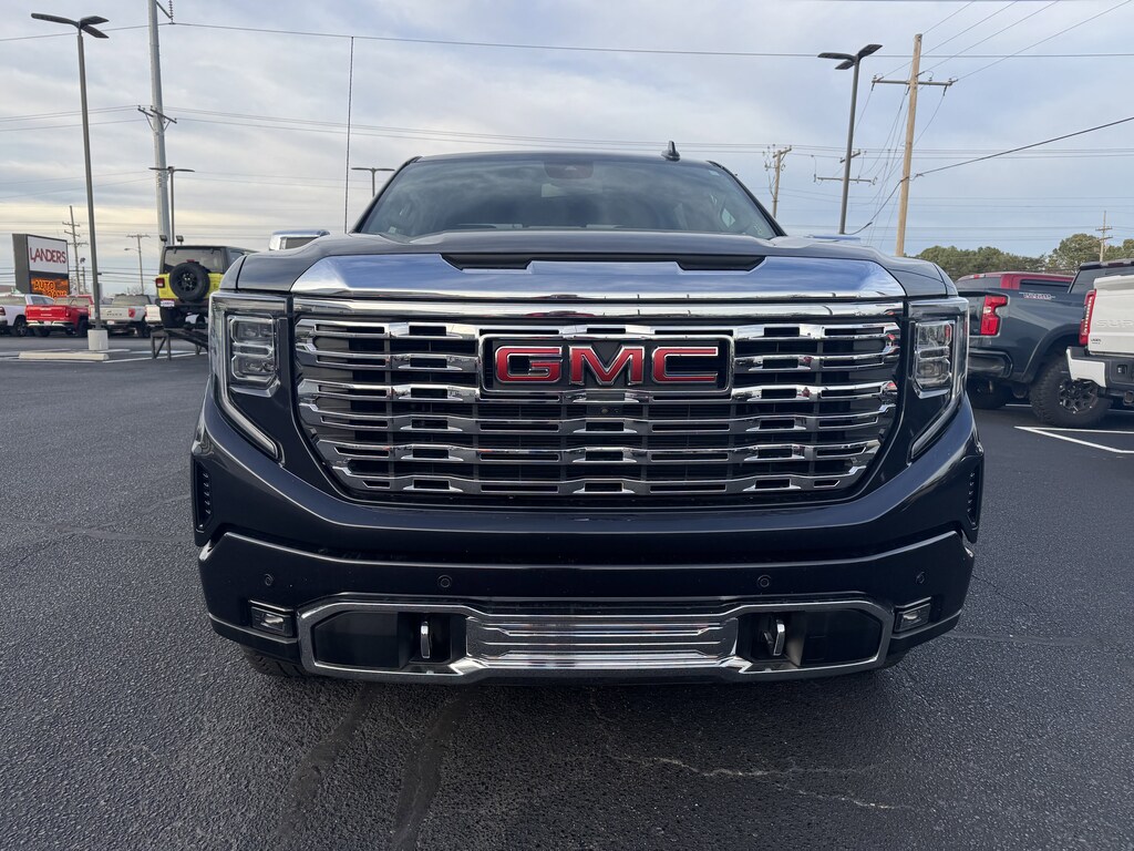 Used 2022 GMC Sierra 1500 Denali 4WD Crew Cab 147 Denali