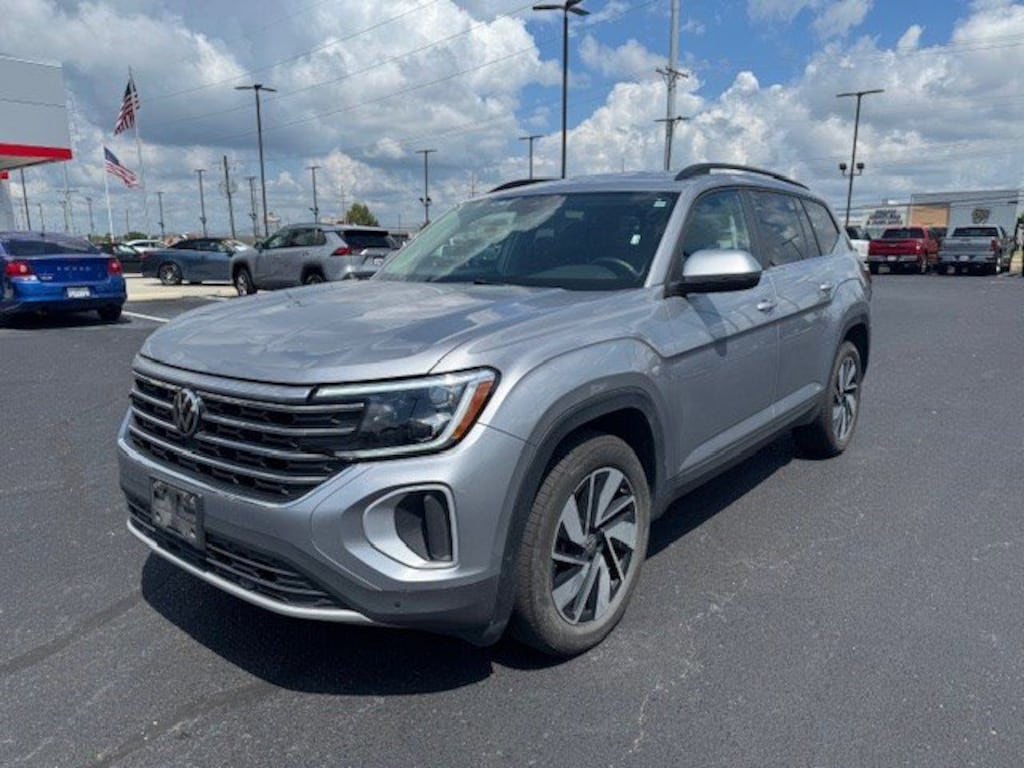Used 2024 Volkswagen Atlas 2.0T SE w/Technology 2.0T SE w/Technology 4MOTION