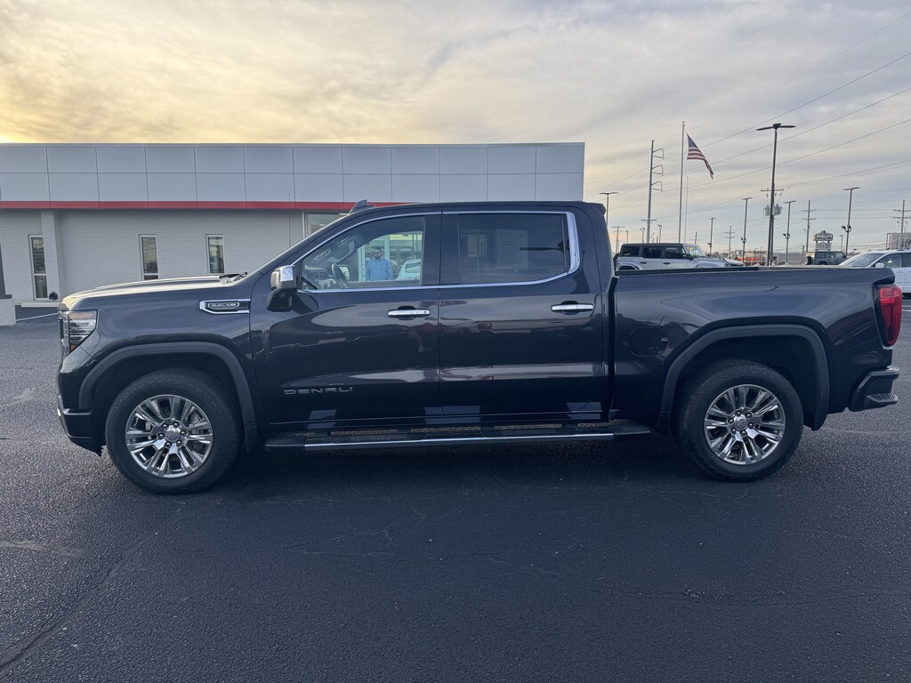 Used 2022 GMC Sierra 1500 Denali 4WD Crew Cab 147 Denali