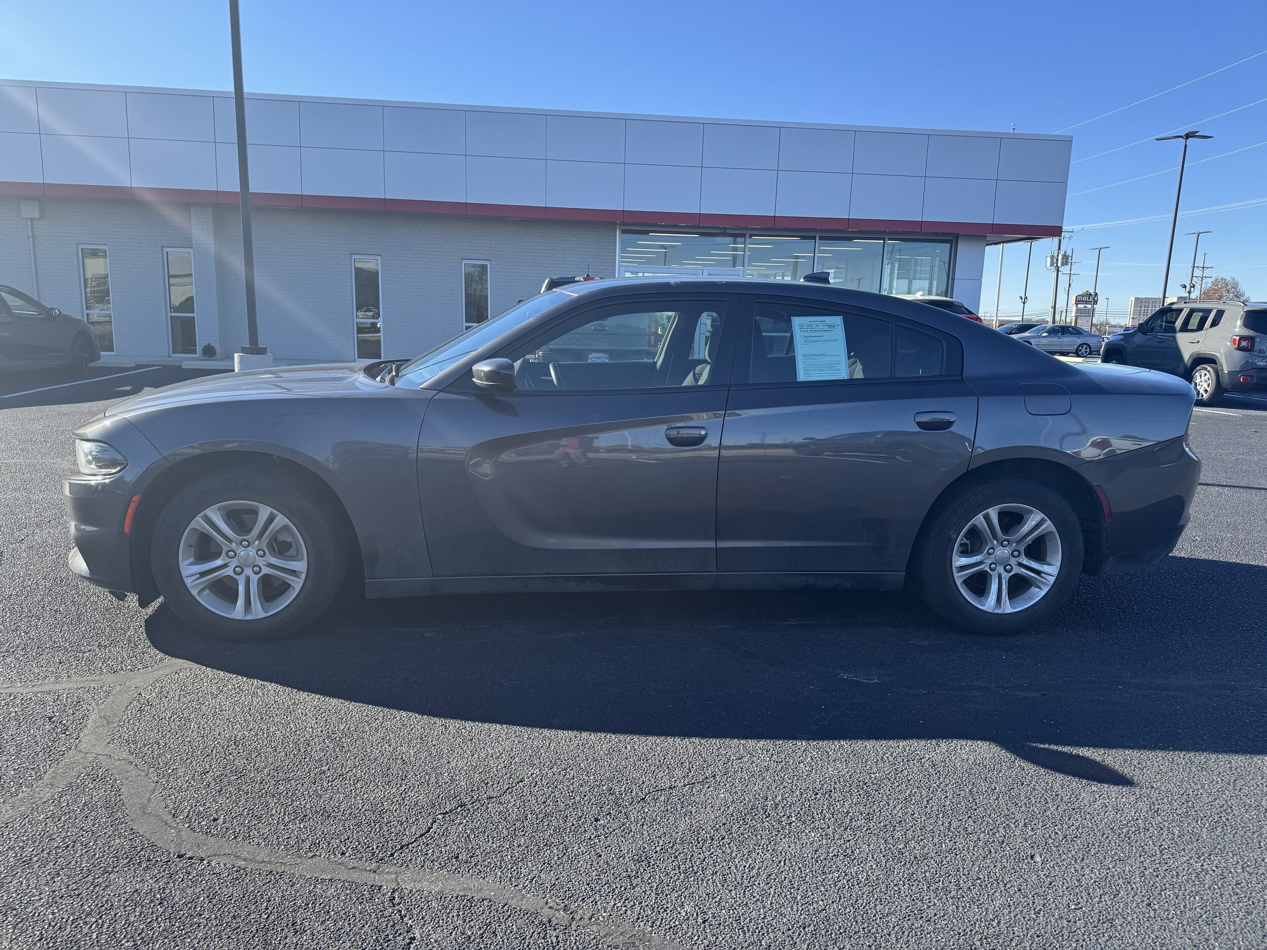 2023 Dodge Charger SXT photo 3