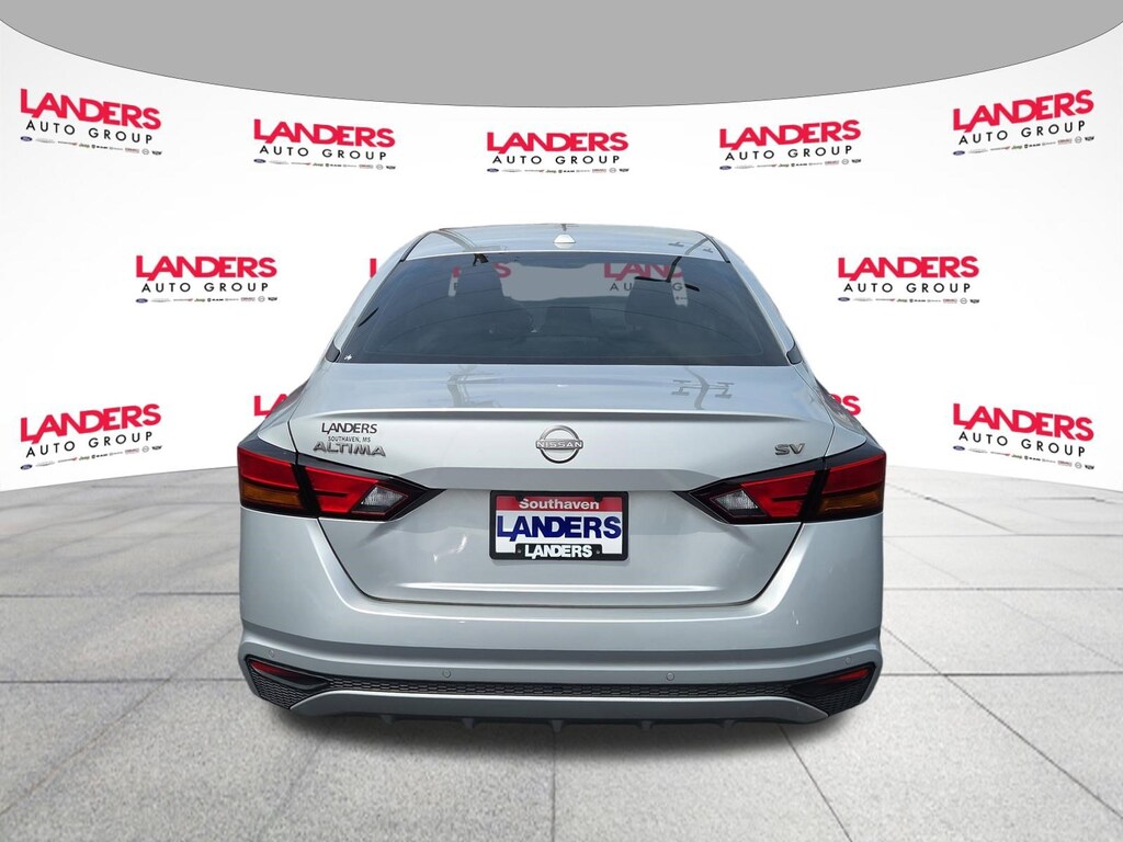 Used 2024 Nissan Altima 2.5 SV Sedan