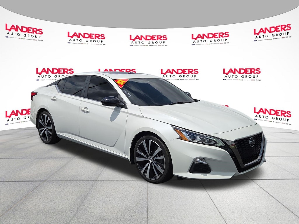 Used 2021 Nissan Altima 2.0 SR Sedan