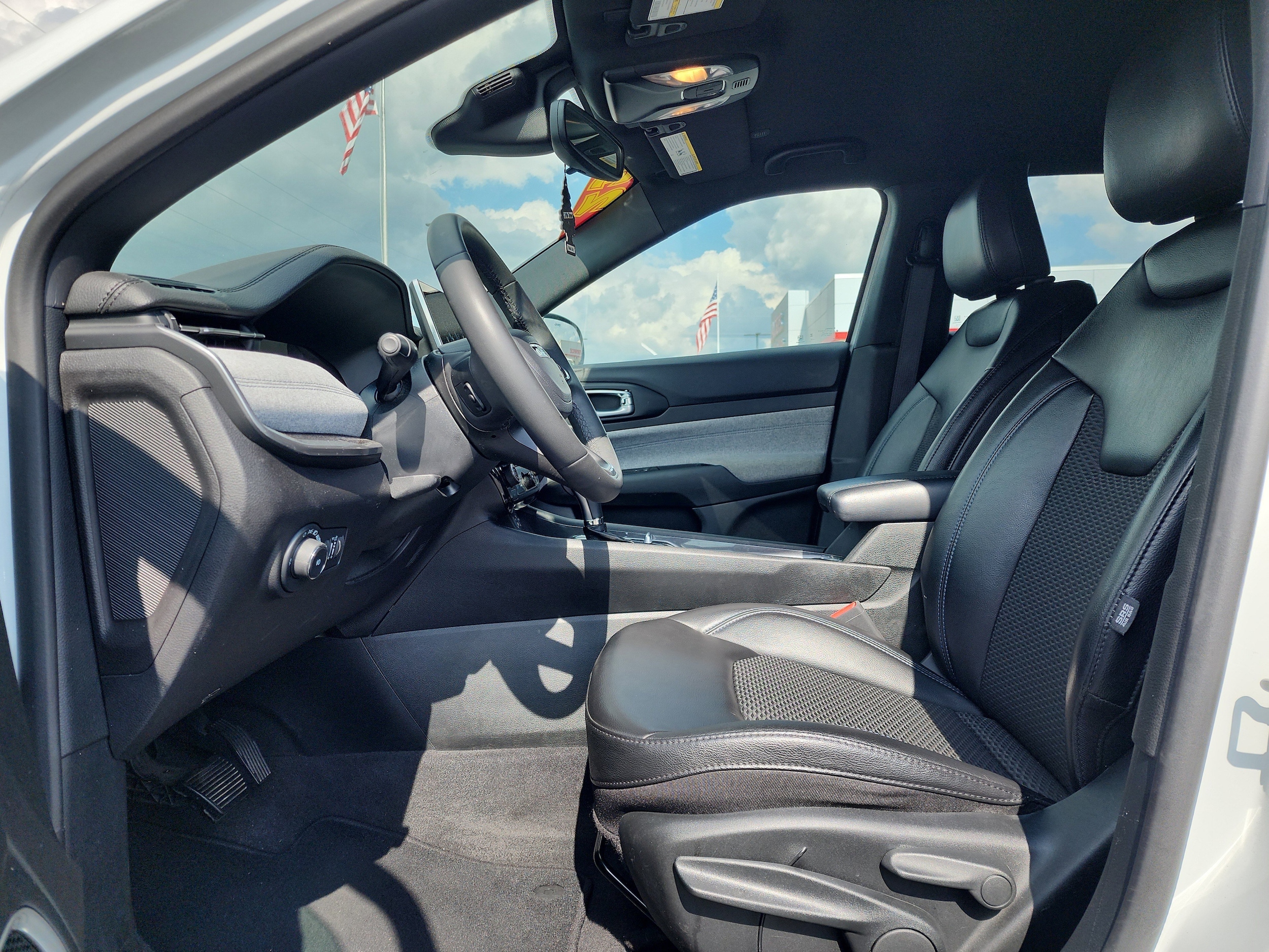 Image of 2023 Jeep Compass Latitude 4x4