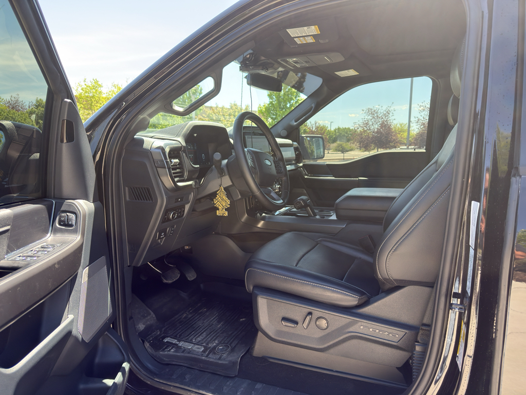 2025 Ford F-150 Lariat - Photo 8