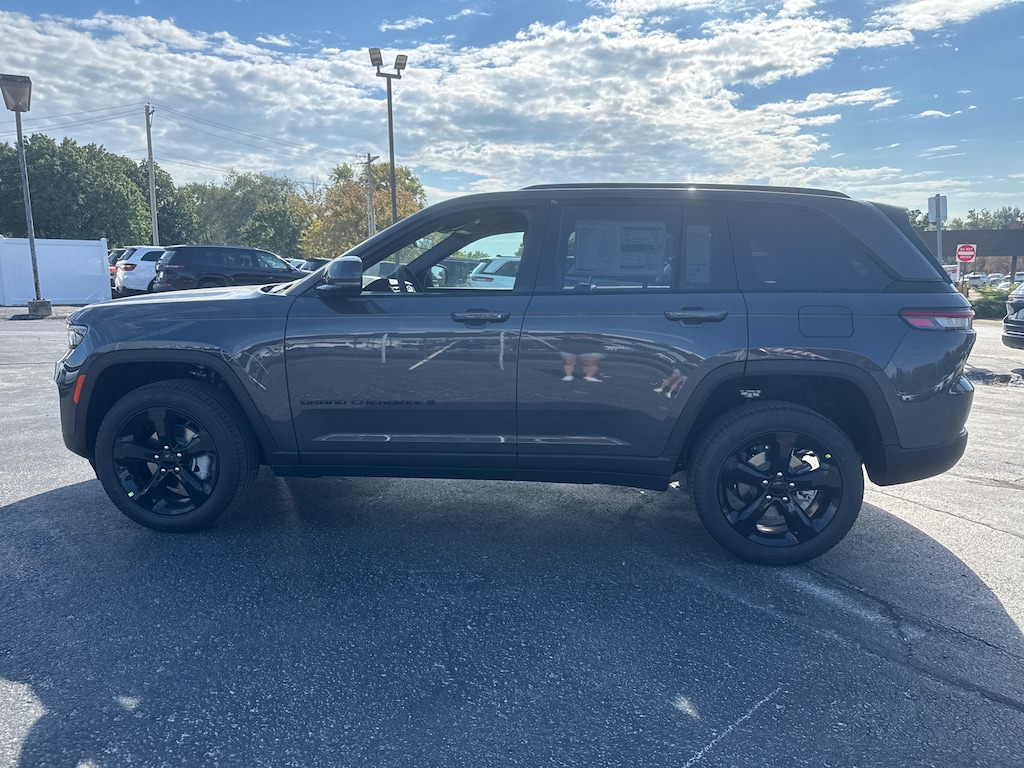 New 2025 Jeep Grand Cherokee LIMITED 4X4 Sport Utility