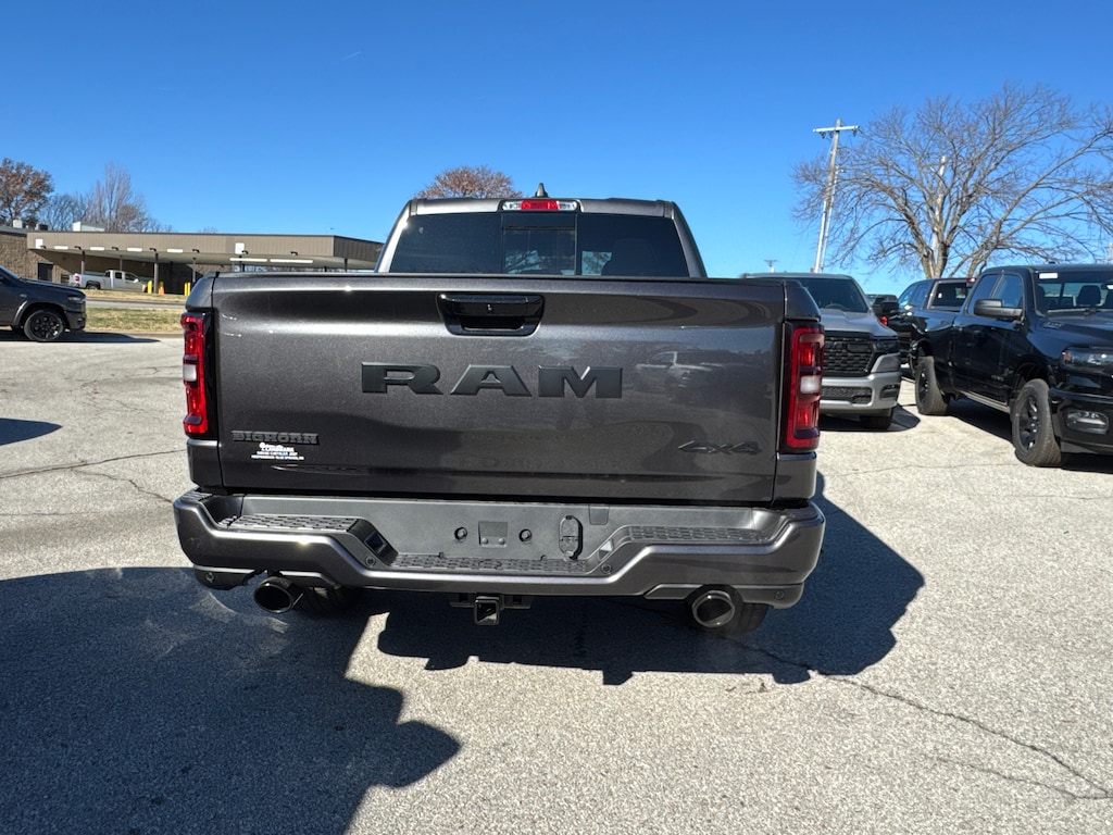 New 2026 Ram 1500 BIG HORN CREW CAB 4X4 5'7 BOX Pickup