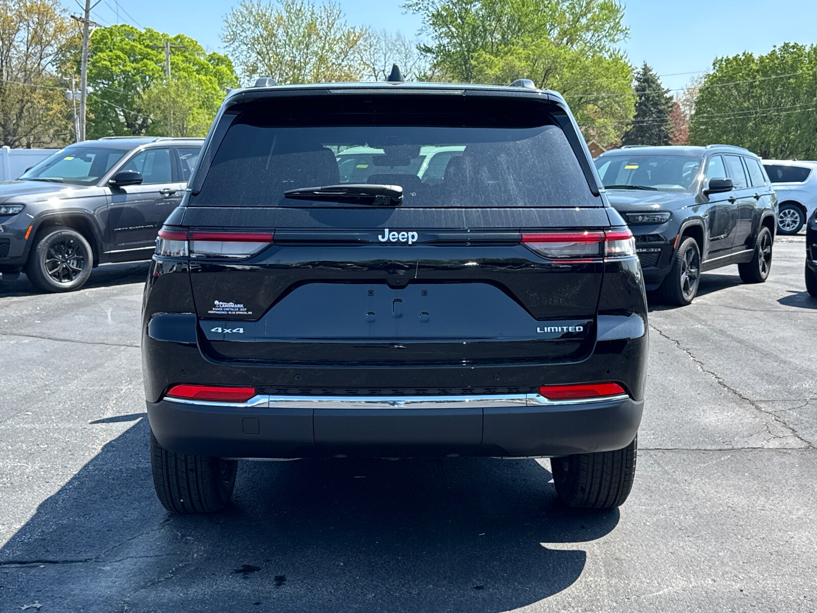 2025 Jeep Grand Cherokee Limited photo 4