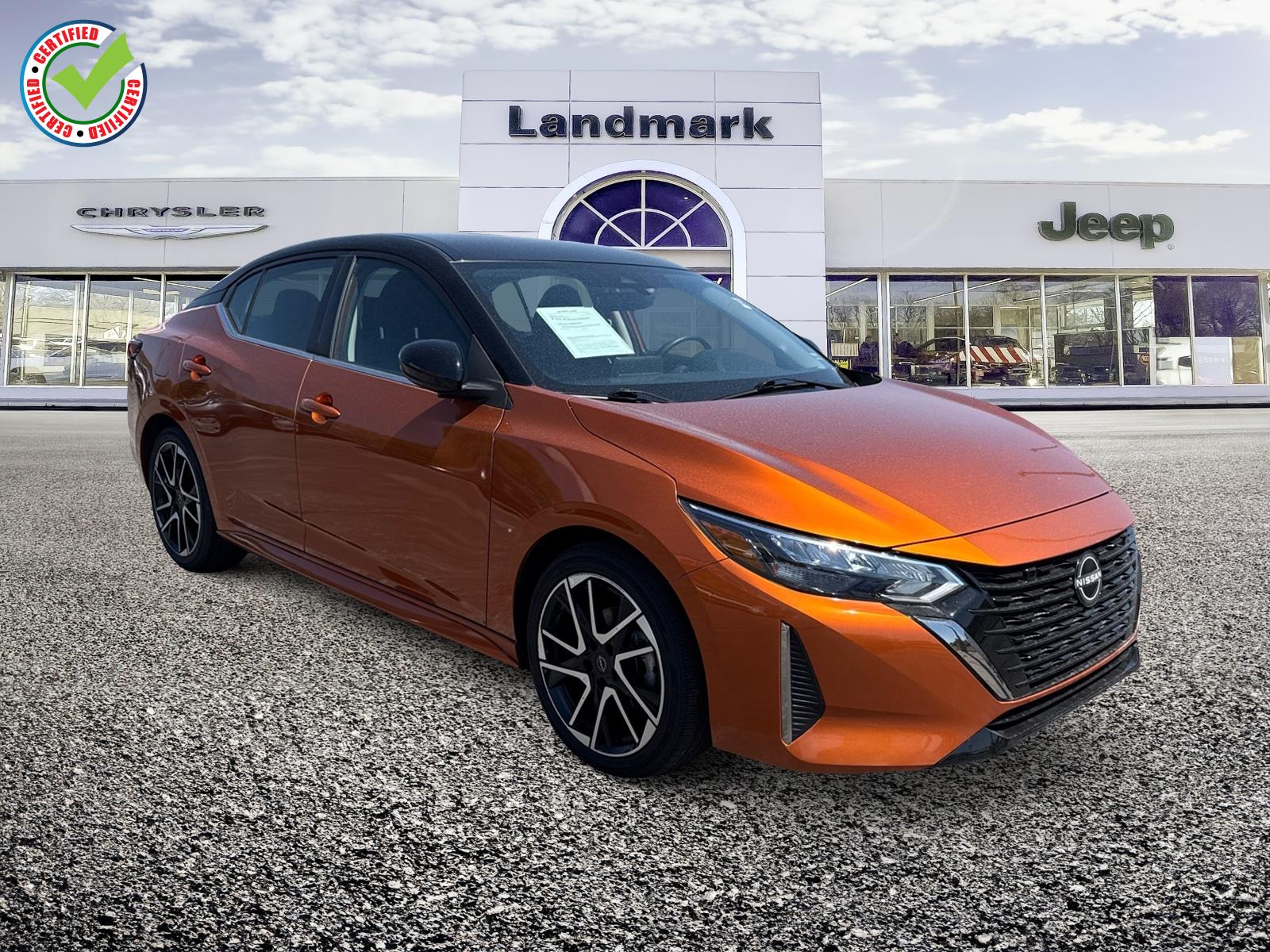 2025 Nissan Sentra SR CVT's photo