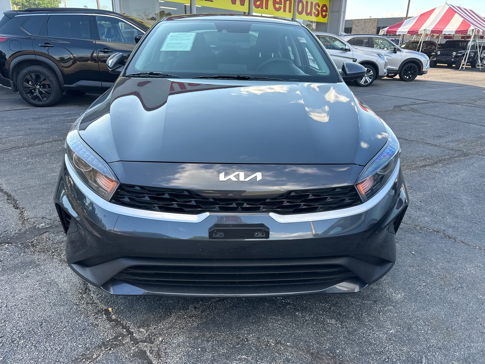 Used 2024 Kia Forte LXS with VIN 3KPF24AD2RE703147 for sale in Kansas City