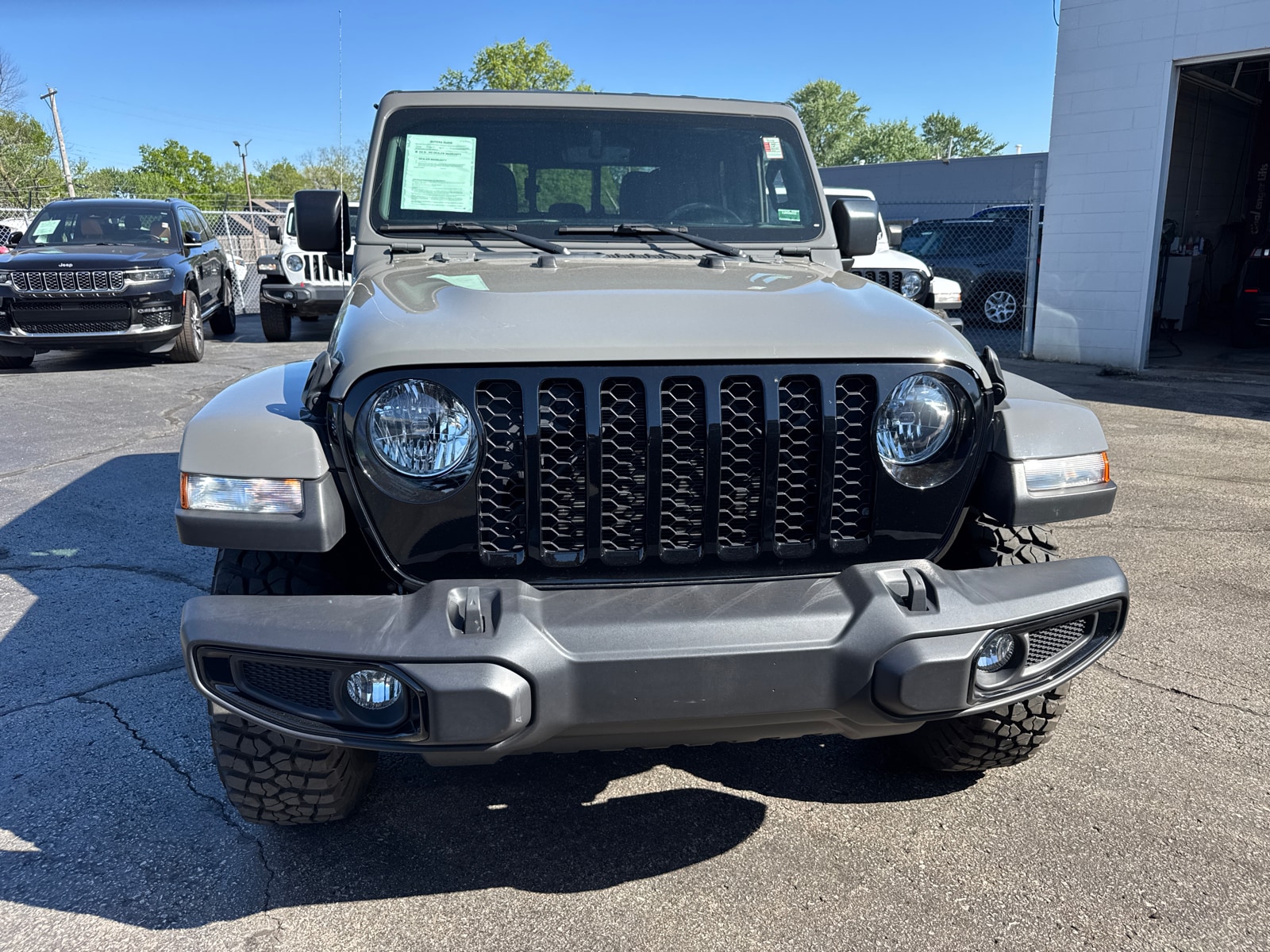 Used 2023 Jeep Gladiator WILLYS with VIN 1C6HJTAG8PL503546 for sale in Kansas City