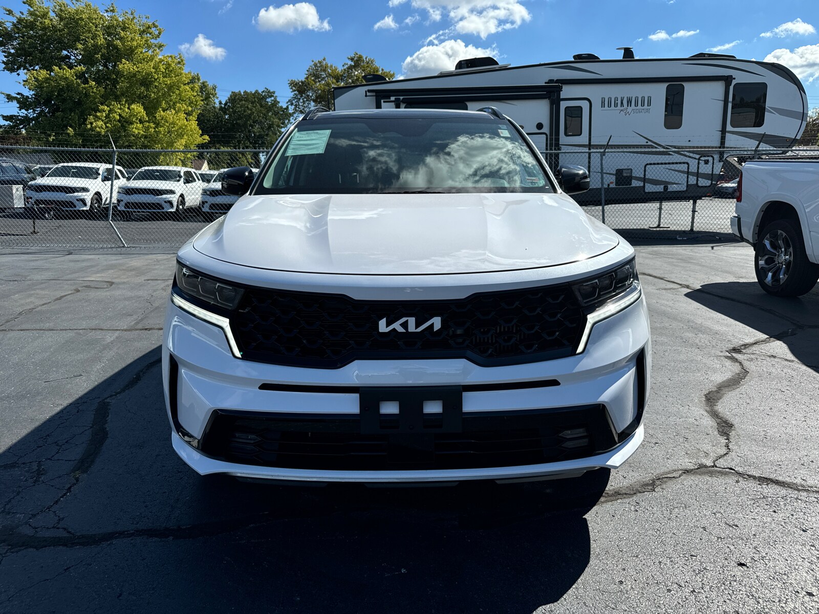 Used 2022 Kia Sorento SX with VIN 5XYRKDLF9NG074799 for sale in Kansas City
