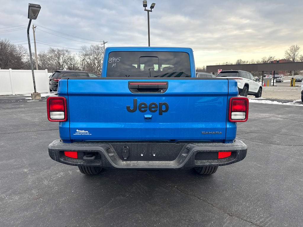 New 2026 Jeep Gladiator SAHARA 4X4 Pickup