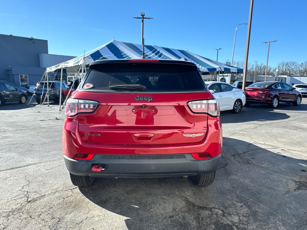 Used 2018 Jeep Compass Trailhawk Sport Utility