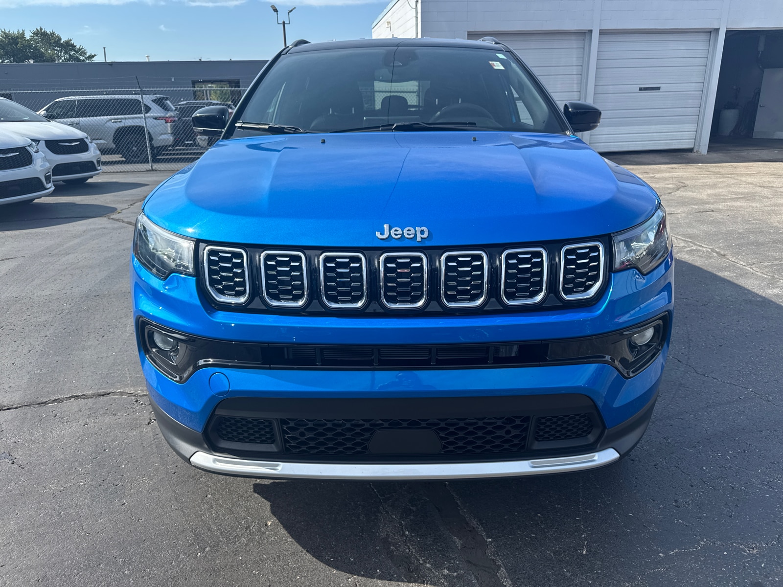 Used 2025 Jeep Compass Limited with VIN 3C4NJDCN7ST537665 for sale in Kansas City