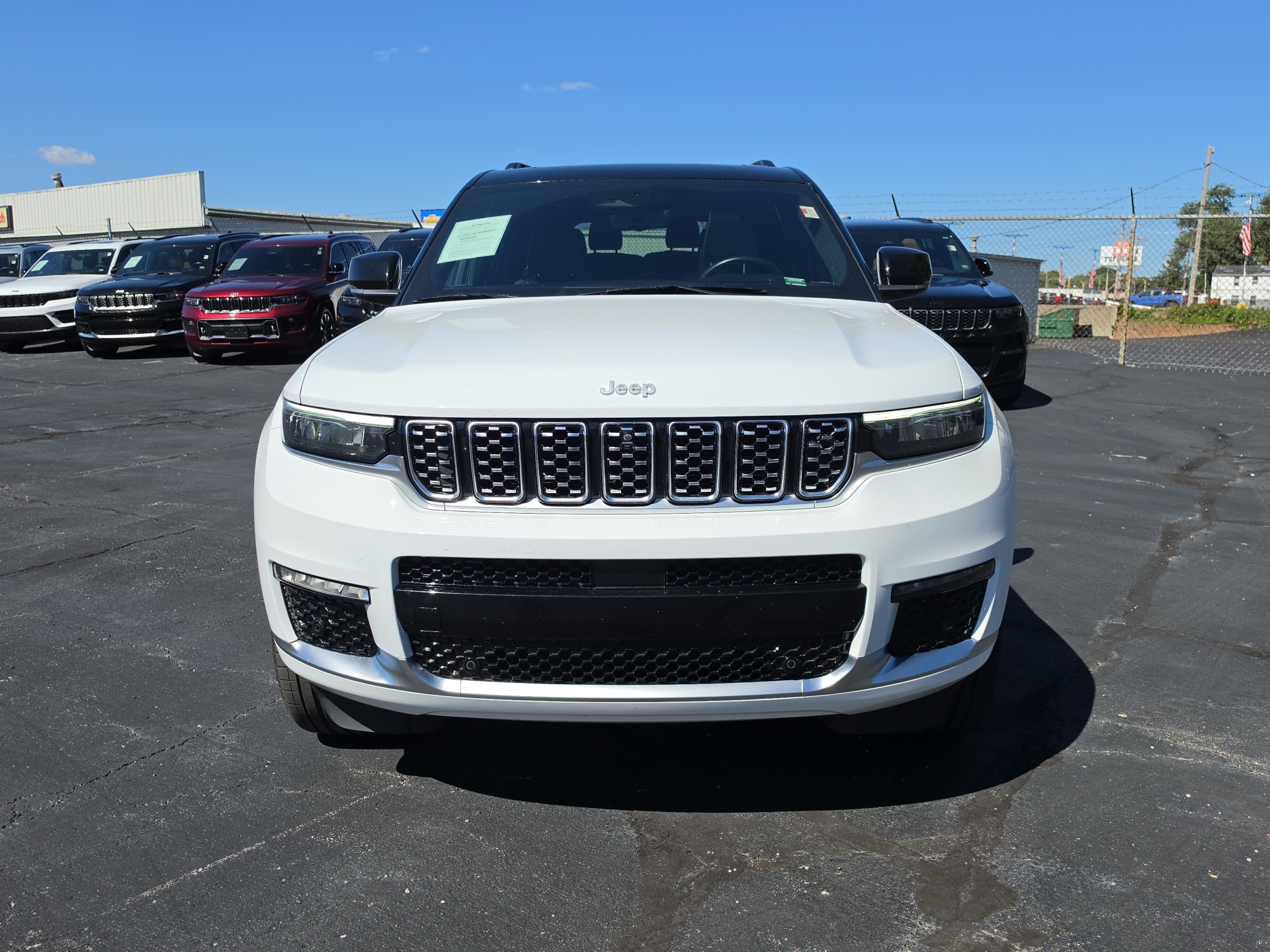 Used 2025 Jeep Grand Cherokee L Summit Reserve with VIN 1C4RJKEG8S8718163 for sale in Kansas City