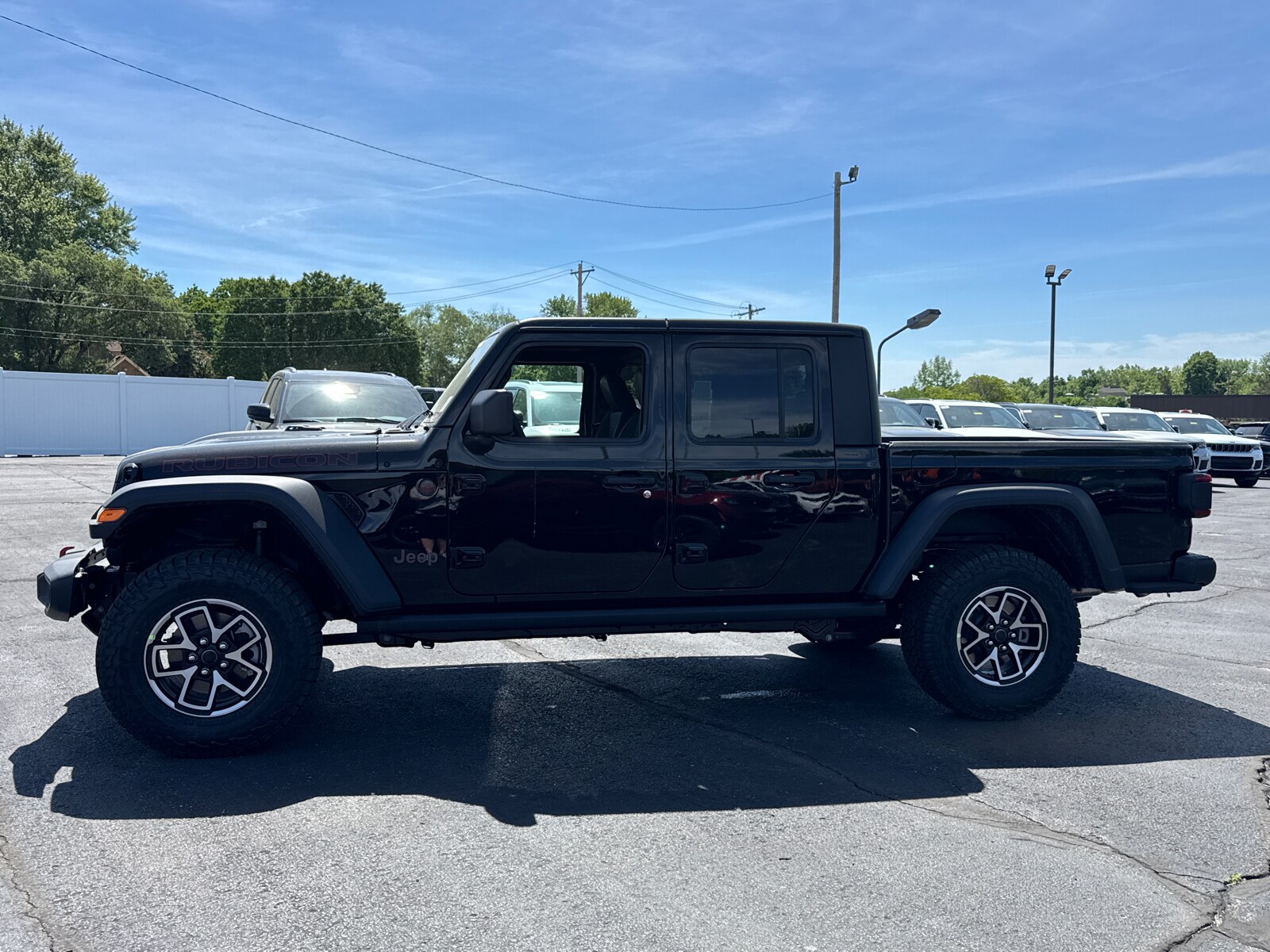 2025 Jeep Gladiator Rubicon photo 3