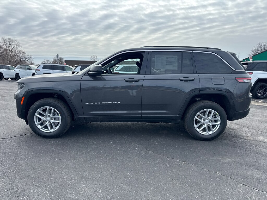 New 2026 Jeep Grand Cherokee LAREDO X 4X4 Sport Utility