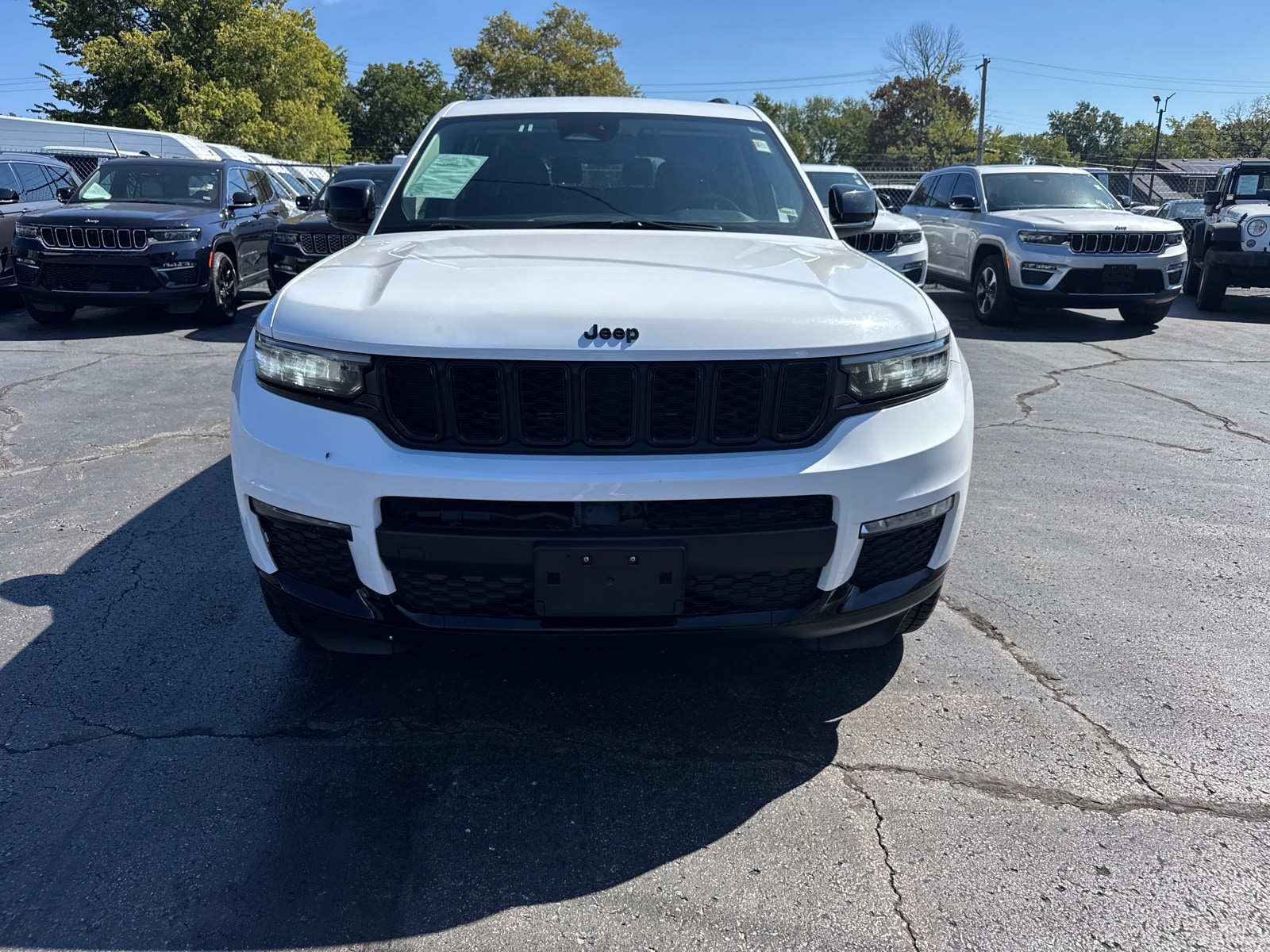 Used 2023 Jeep Grand Cherokee L Limited with VIN 1C4RJKBG0P8806622 for sale in Kansas City