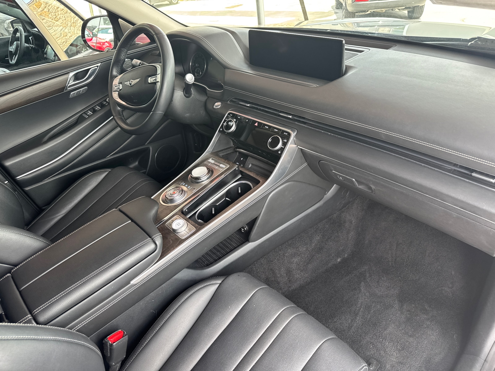 Used 2024 GENESIS GV80 Standard with VIN KMUHBDSB1RU177971 for sale in Kansas City