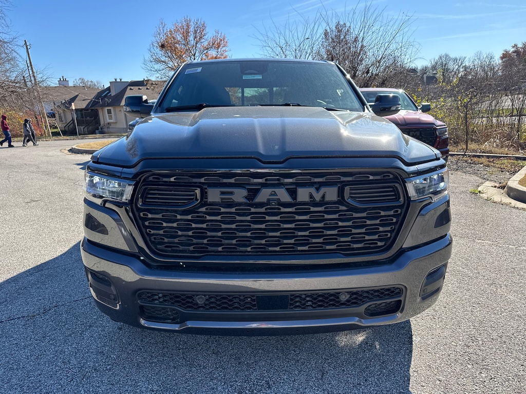 New 2026 Ram 1500 BIG HORN CREW CAB 4X4 5'7 BOX Pickup