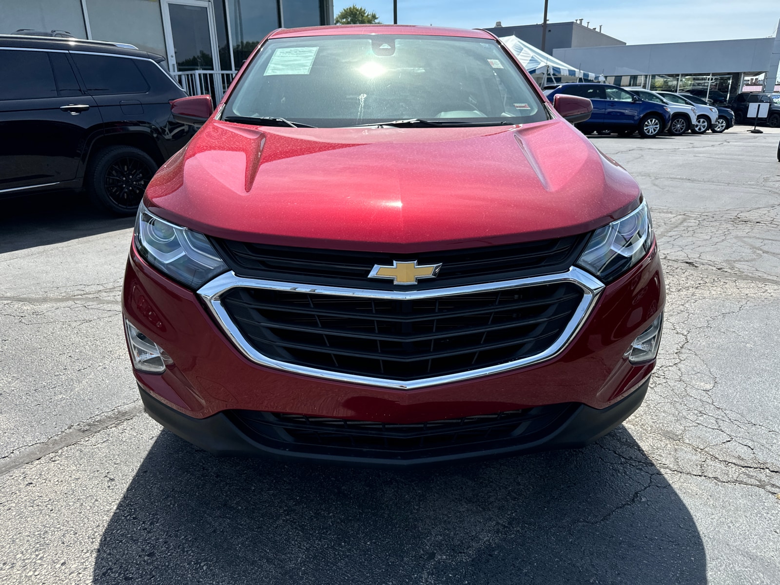 Used 2020 Chevrolet Equinox LT with VIN 3GNAXJEV9LS666529 for sale in Kansas City