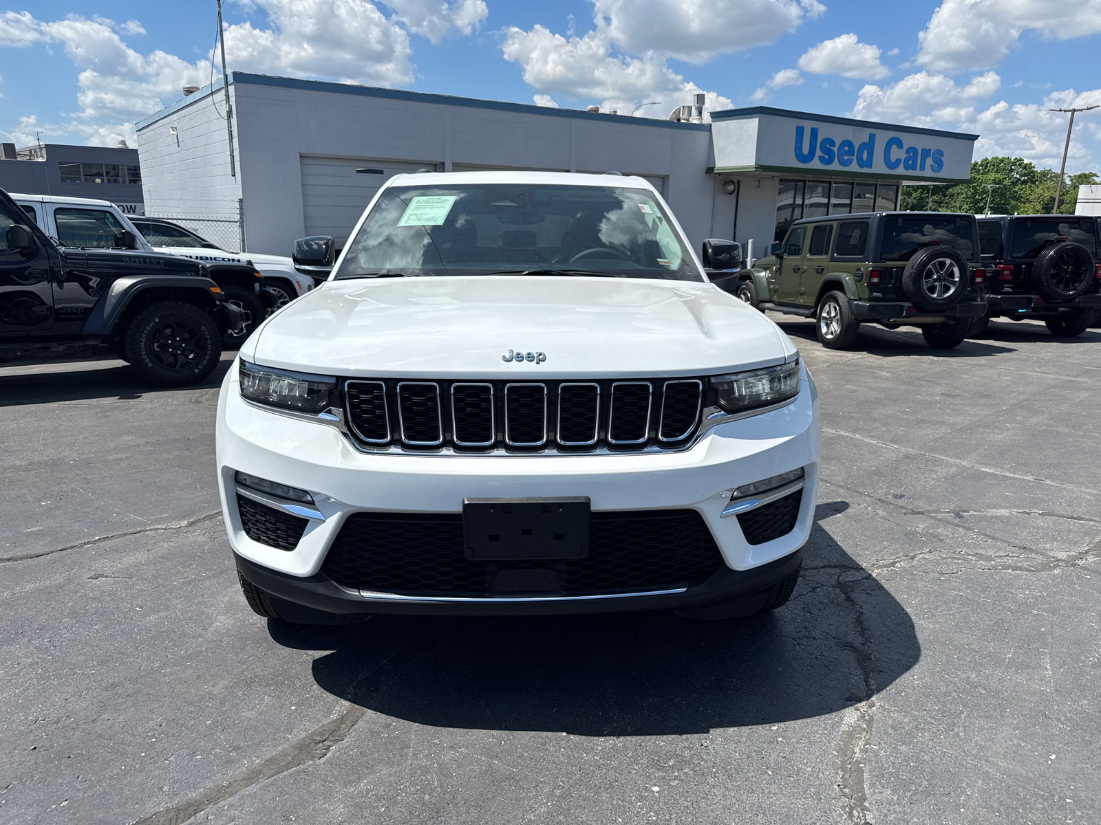 Used 2022 Jeep Grand Cherokee 4xe with VIN 1C4RJYB65N8749146 for sale in Kansas City
