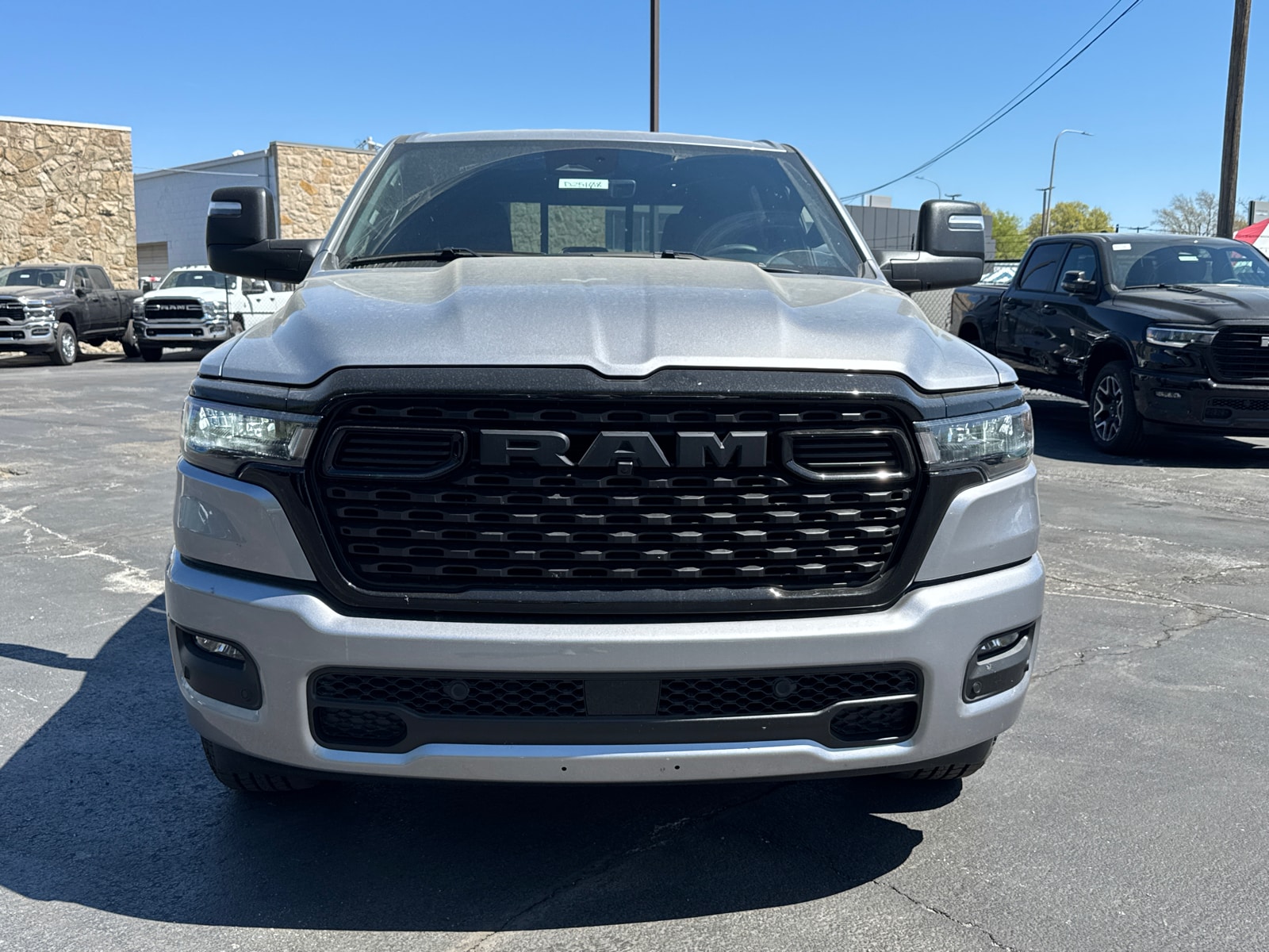 2025 Ram 1500 Tradesman photo 2
