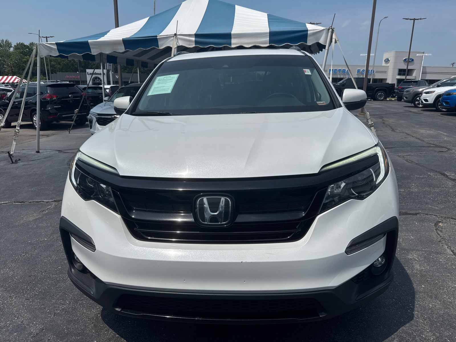 Used 2021 Honda Pilot SE with VIN 5FNYF6H28MB023897 for sale in Kansas City