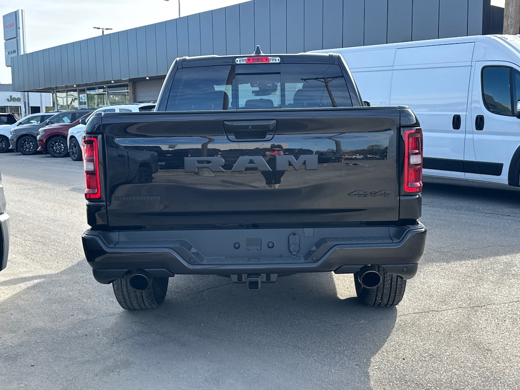 New 2026 Ram 1500 BIG HORN CREW CAB 4X4 5'7 BOX Pickup