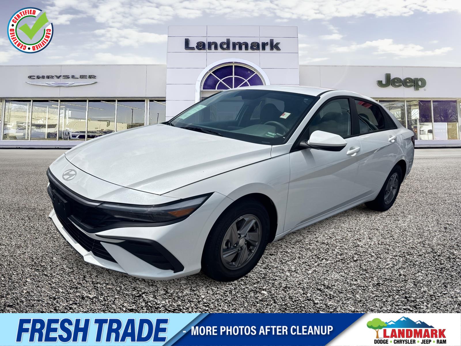 2024 Hyundai Elantra SE