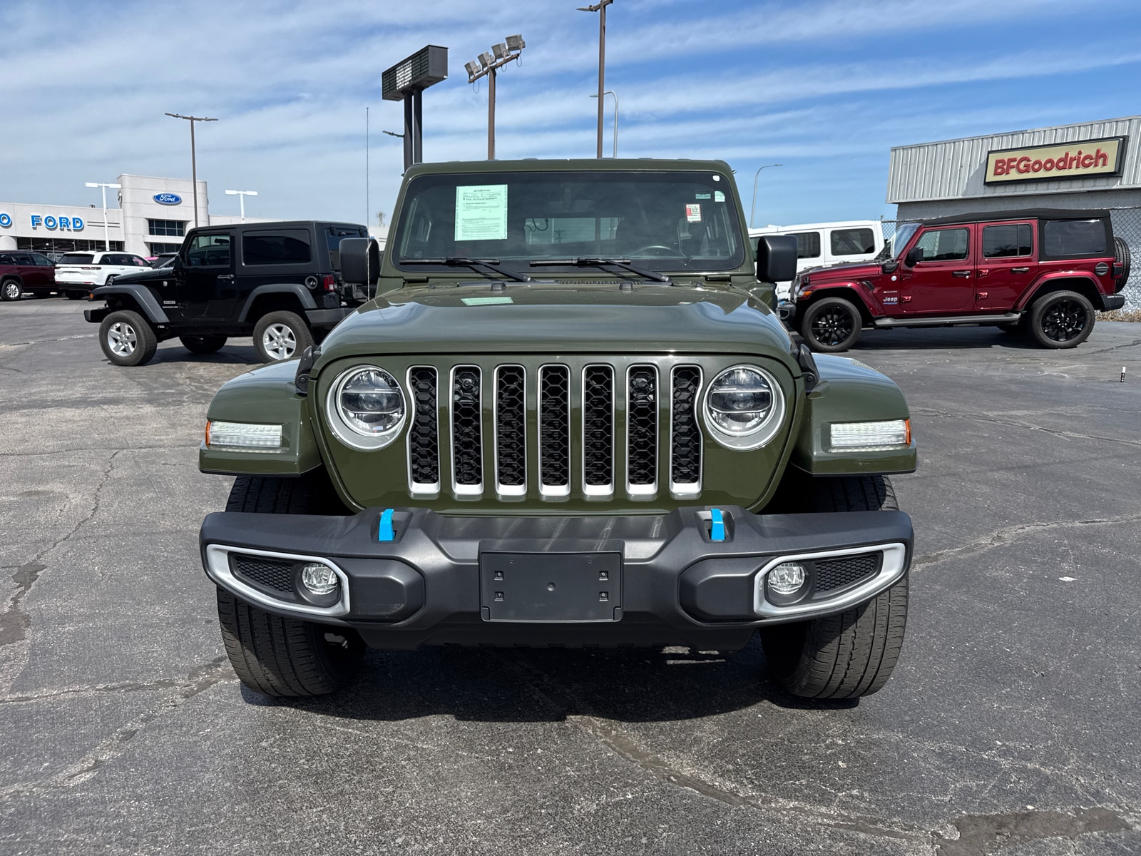 Used 2022 Jeep Wrangler Unlimited Sahara 4XE with VIN 1C4JJXP63NW184150 for sale in Kansas City